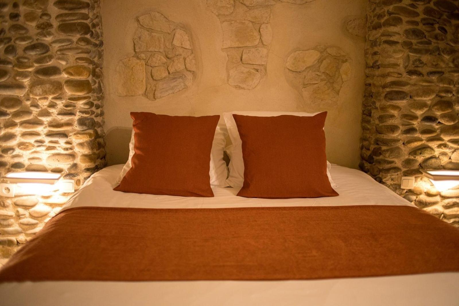 In Provence Hotel - Experience Atypique Venelles Luaran gambar
