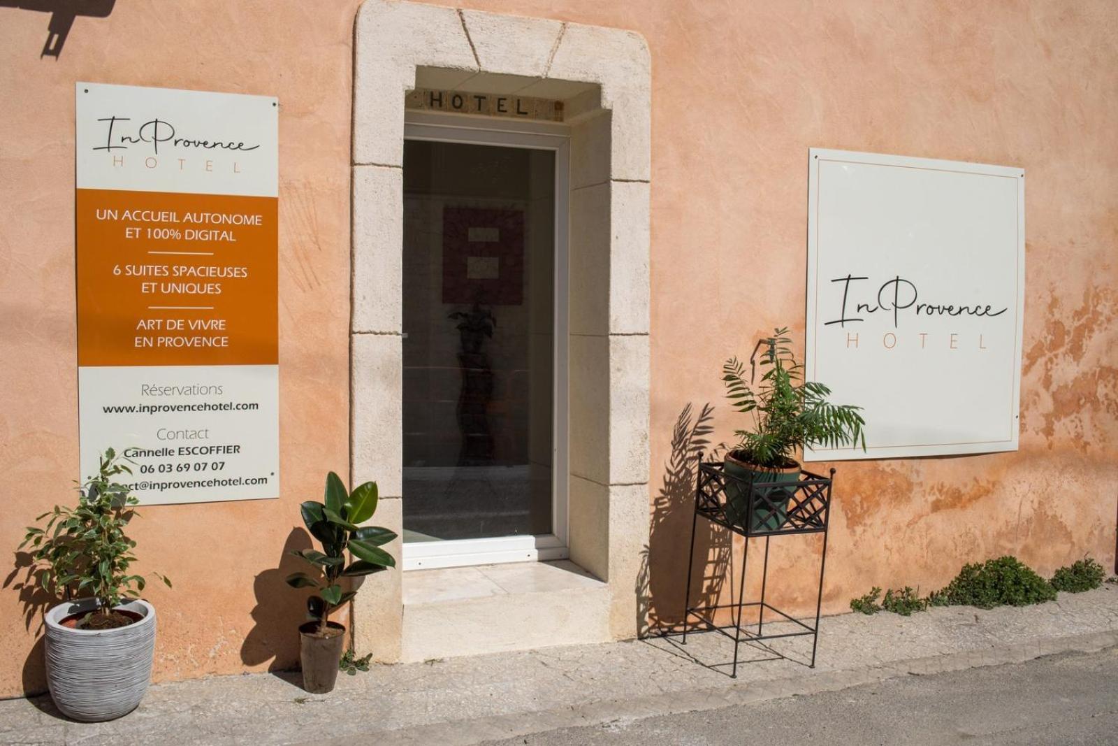 In Provence Hotel - Experience Atypique Venelles Luaran gambar