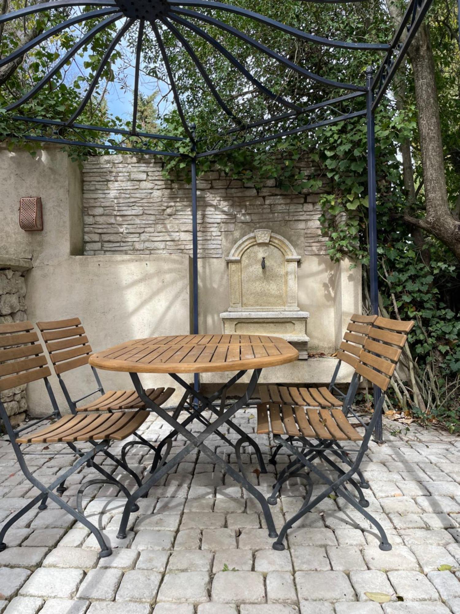 In Provence Hotel - Experience Atypique Venelles Luaran gambar