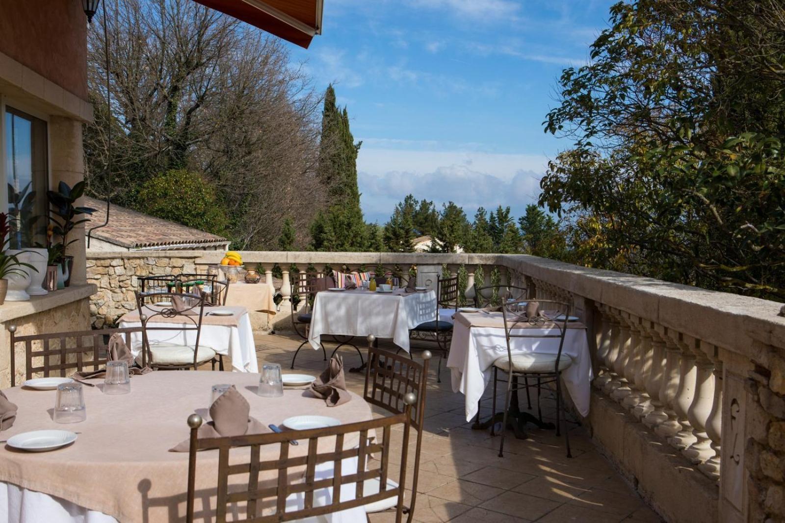 In Provence Hotel - Experience Atypique Venelles Luaran gambar